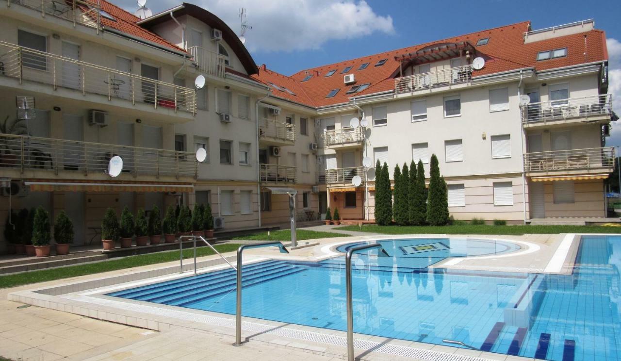 Platan Apartman Apartment Hajduszoboszlo, Hungary